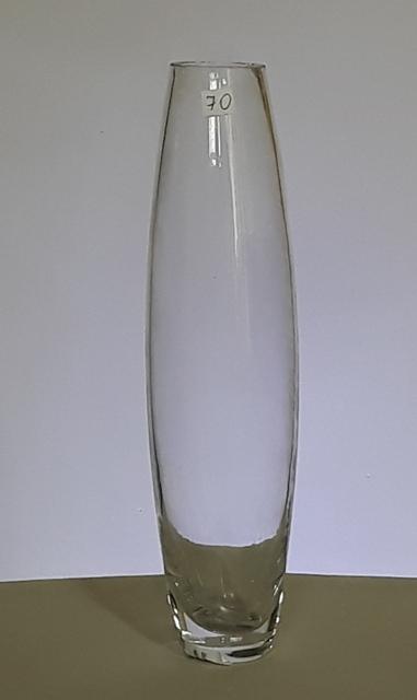Sklenená váza č 70, pr.6, v-24 cm