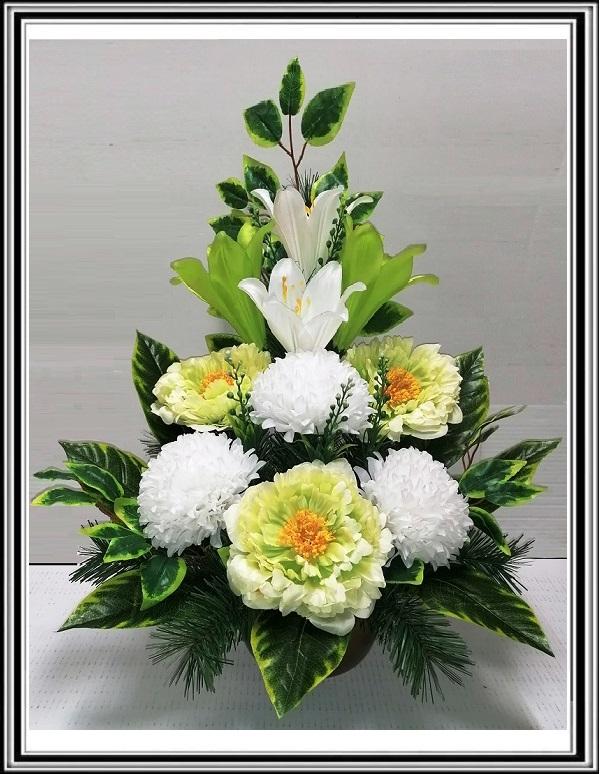 Kvety-VEĽKÉ- v miske na 63 cm č 16 svetlo zelenými kvetmi i bielymi chryzantémami