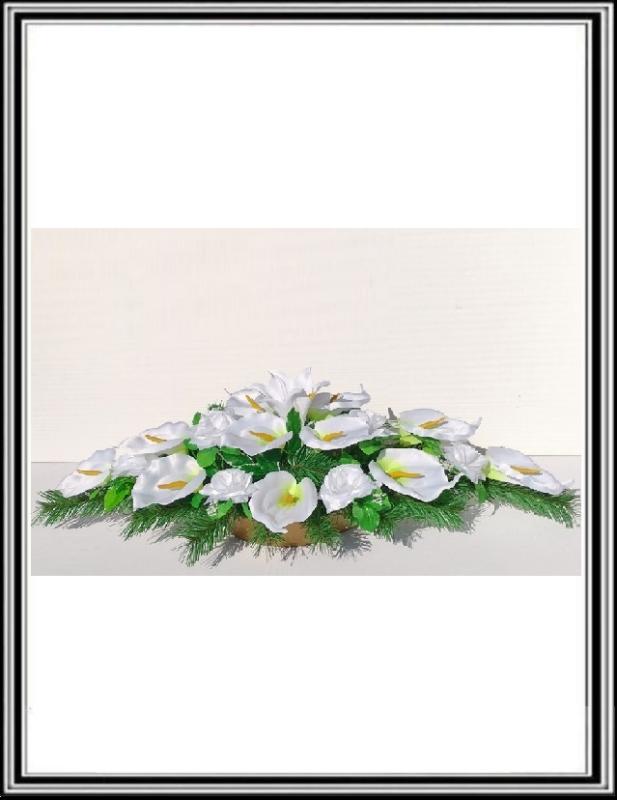 Ikebana č.2   212 , dĺžka -95 cm-14 bielymi kalami +10 bielymi ružami