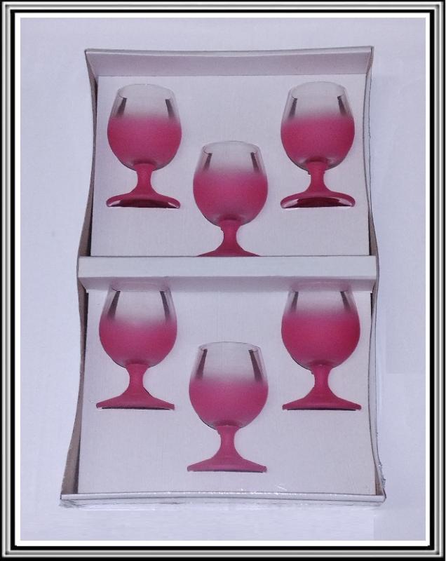 Sklenené poháre na koňak Ružové 100 ml 6 ks