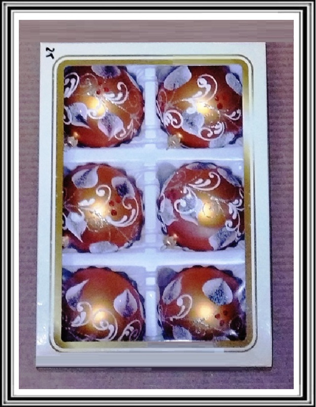 A Sklenené gule ručne maľované 10 cm 6 kusov č 25