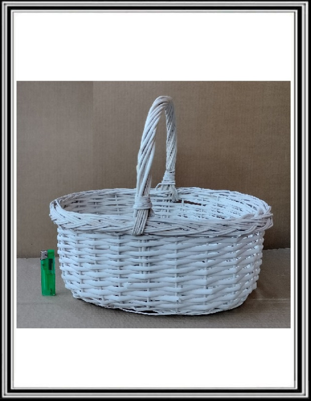 Prútený košík na huby stredný 38x29 cm , výška 17 cm a celková výška 33 cm