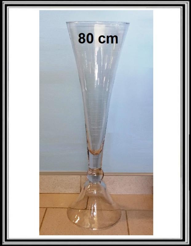 A Sklenená váza 80 cm s guľou do Večka