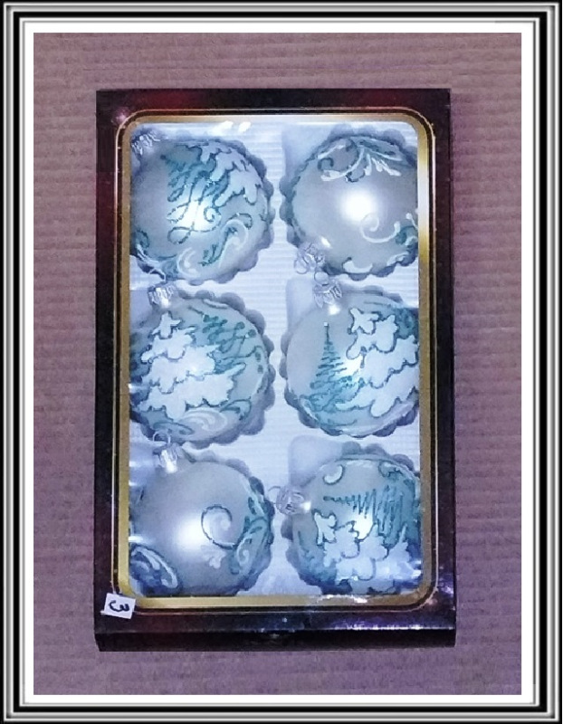 A Sklenené gule ručne maľované 8 cm 6 kusov č 3