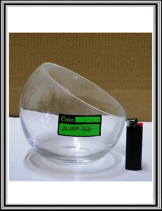 A Sklenená guľa priemer 16 x 15 cm, otvor na boku priemer 14 cm