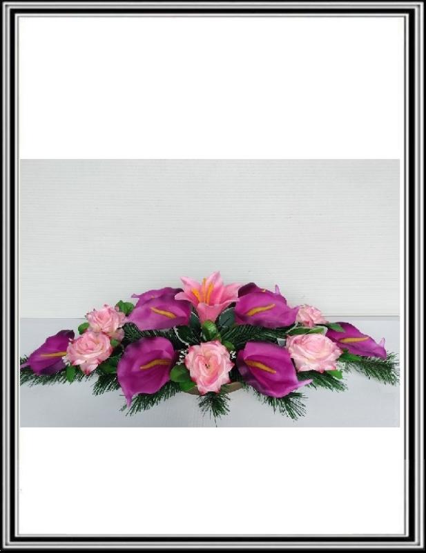 Ikebana č.2 210 , dĺžka -95 cm-14 fialovými kalami +10 ružovými ružami