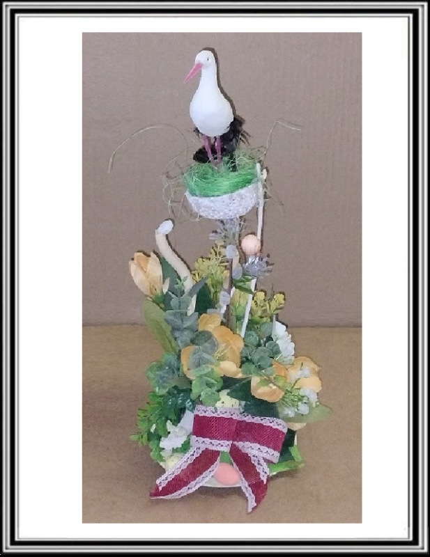 A Veľkonočná dekorácia s bocianom okolo 35 cm č 1