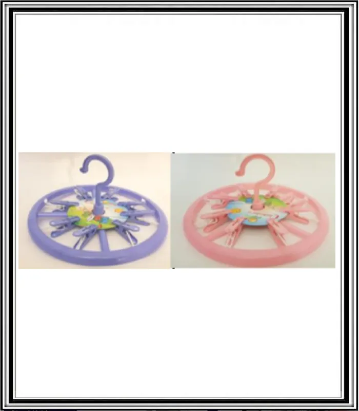 Plastový vešiak so štipcami  23 cm 47941,
