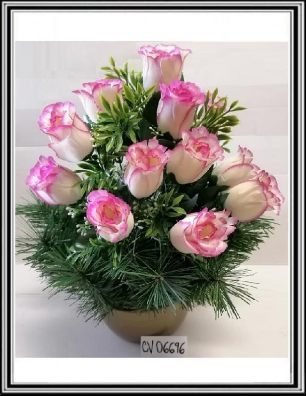 Umelé kvety vo veľkej miske CV 06696 12 hlav a s doplnkami a bielo ružovými ružami 9495