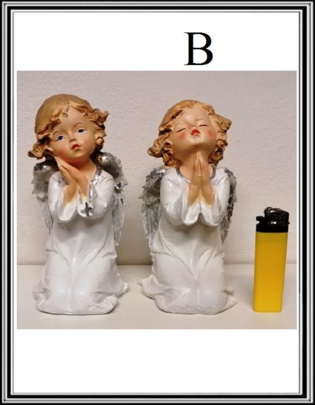 Figurka anjelik MODLIACI 16,5 cm č K 554423 B