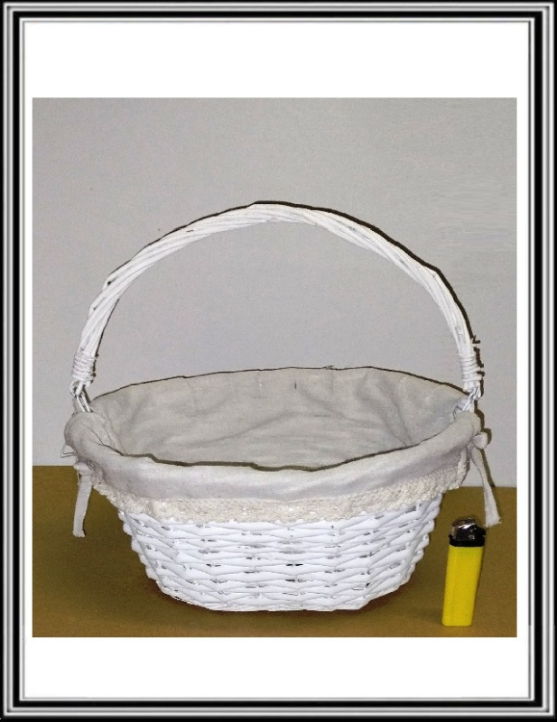 Prútený košík biely s pohyblivou rúčkou 29x 24 cm, výška 27 cm