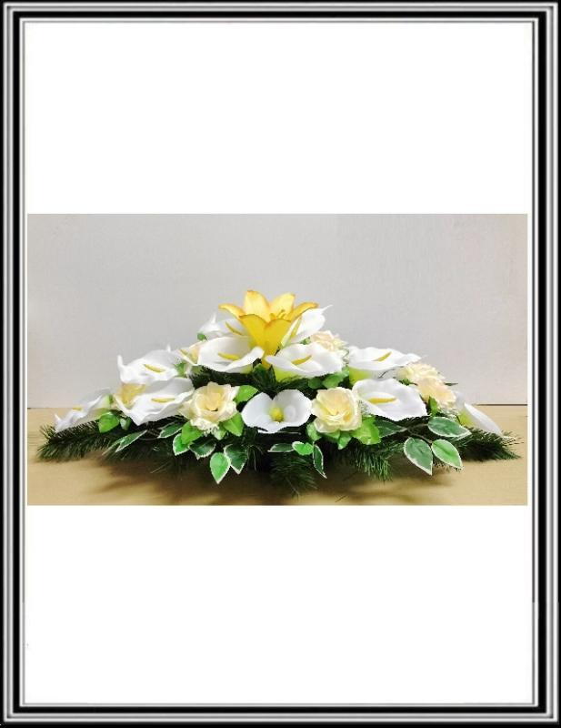Ikebana č.2 85 , dlžka -95 cm-14 bielych kal+10 ružami zlato s ružovými koncami + List BEN