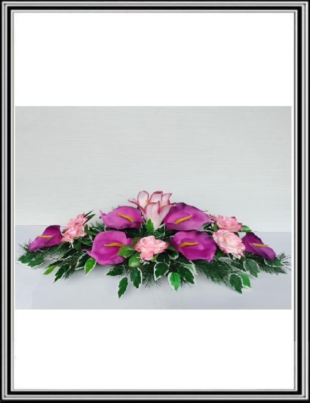 Ikebana č.2 - 203 , dĺžka -95 cm-14 fialových kal+10 ružovými ružami+ List BENJAMIN