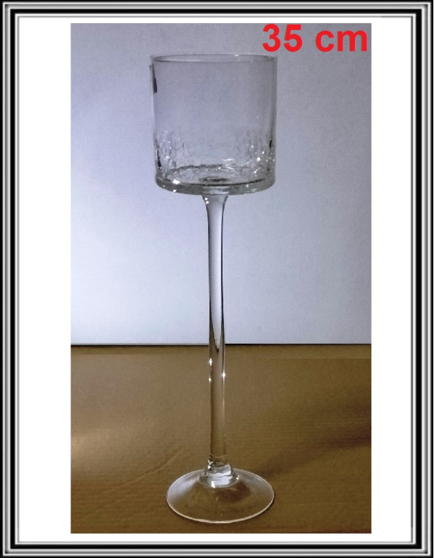 Sklenený svietnik mrázenýč. 244 výška 35 cm