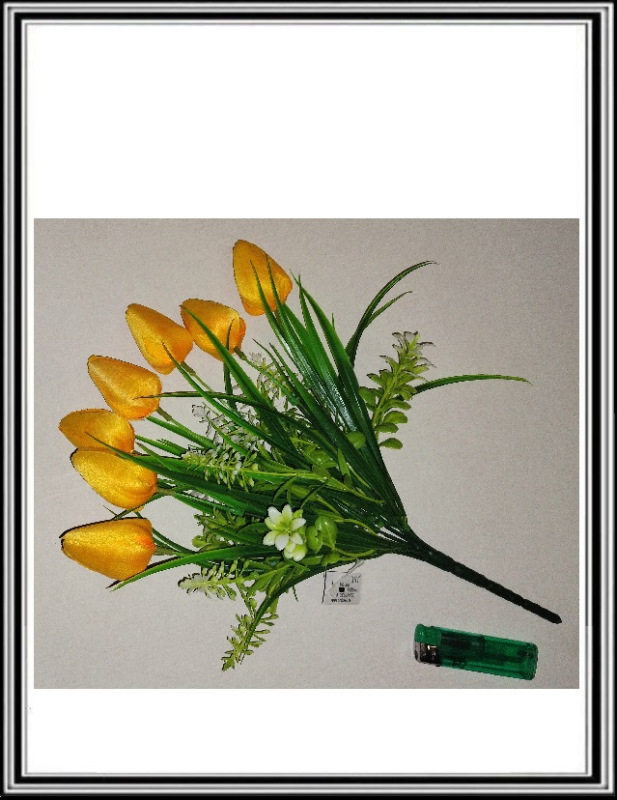 Tulipán kytica hustá s doplnkami 35 cm