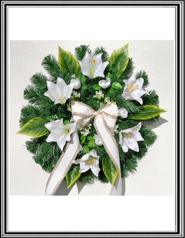 Umelý veniec 55 cm jednoduchšíč. 108