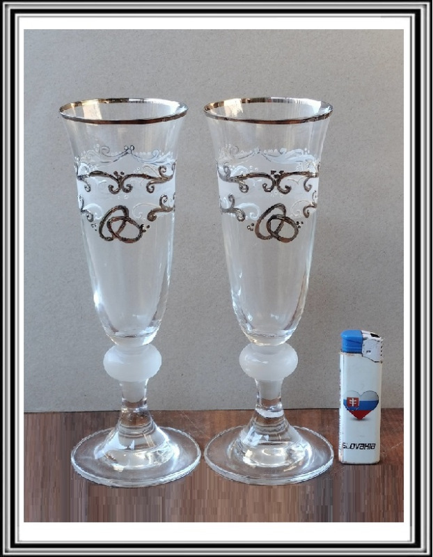 Sadá 2 ks svad- pohárov KRISTY - hladké - biele