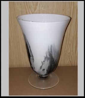 Skl. váza bielosivá priem. 16 cm, v-23,5 cm č 876