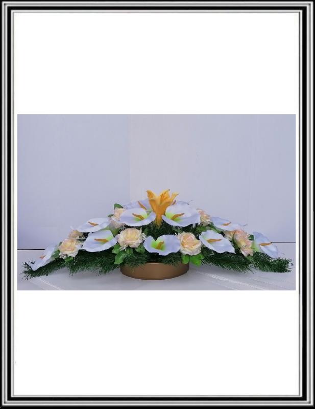 Ikebana č 2/111 , 80 cm - 8 bielych kal +6 sv. zlato oranžových ruži (bez listu Benjamín)