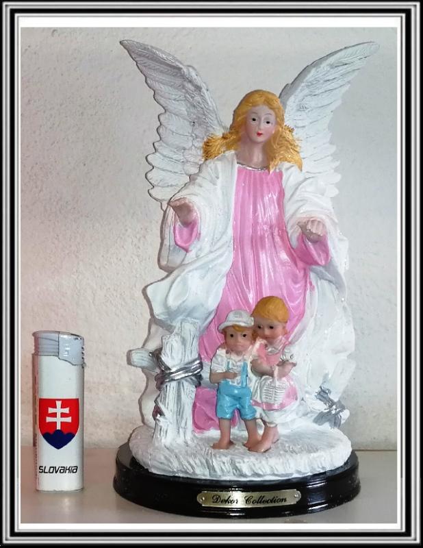 Anjelik s deťmi  23 cm ružový  č 4064,