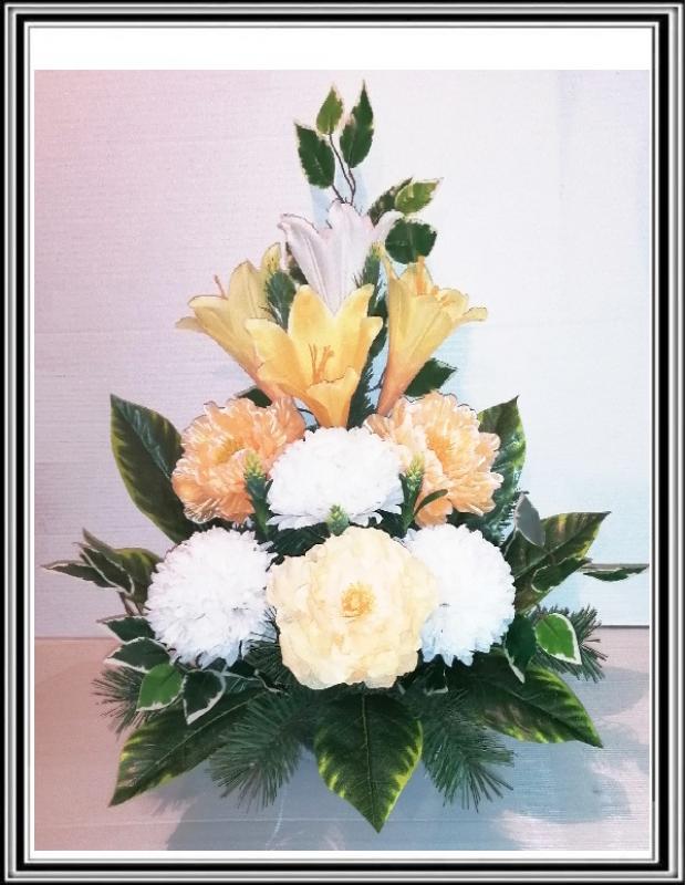 Kvety-VEĽKÉ- v miske 63 cm č 53 - svetlo žlto krém a  bielymi chryzantémami