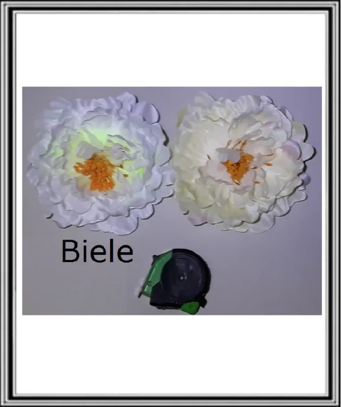 Hlavička kvetu Pivonia veľká 18
 cm Biela