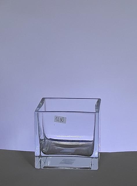 Sklenená váza  kvádrat  č 1210, 10x10x9 cm  3,29