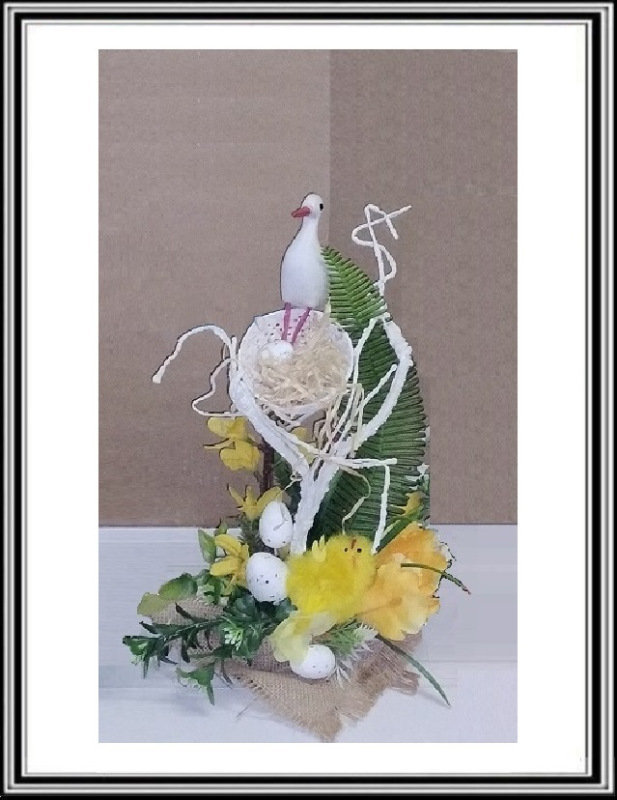 A Veľkonočná dekorácia s bocianom okolo 28 cm č 4