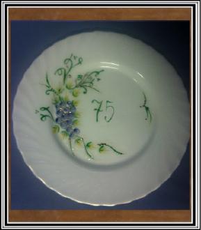 Výročný tanier veľký 75 - tka hrozno-kvet