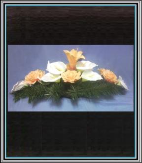 Ikebana č 1/9 , 80 cm , - 8 bielých kal +6 oranžových ruži