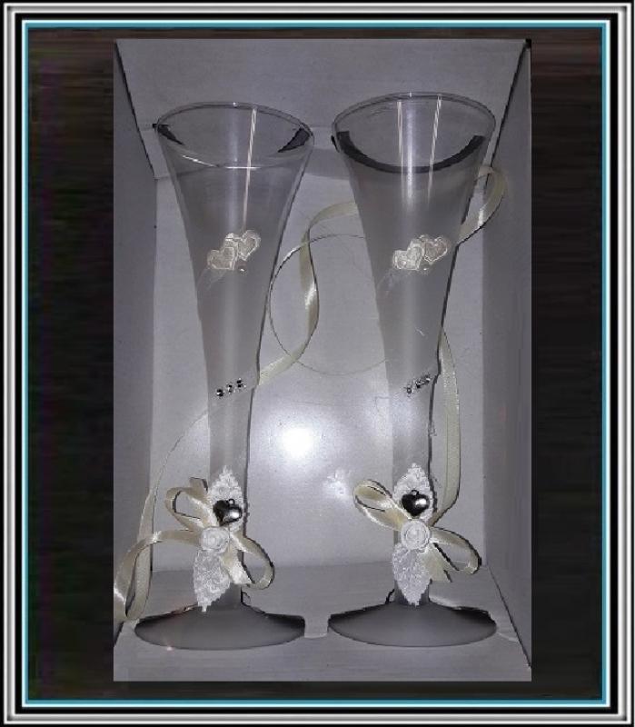 Sadá 2 ks svadobných pohárov ALEXIS -biele č 16