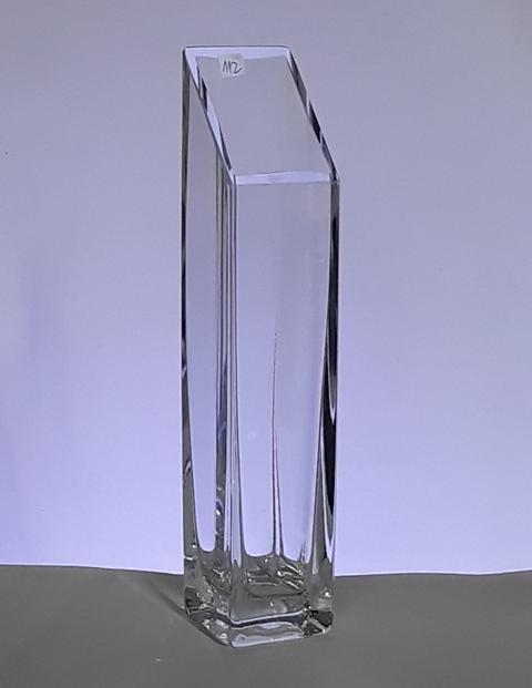 Sklenená váza č 112 kvádrat 5X5X25 cm SKOS