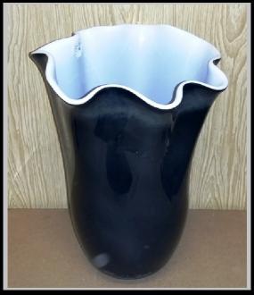 Skl.váza čierna v33 cm,pr.23 cm č 821 -