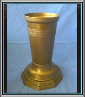 Plastová váza FLAKON 1-9 -pr.15,5, v-31 cm Zlatá