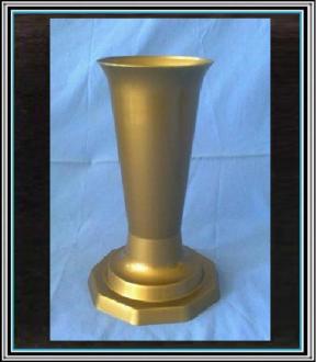 Plastová váza FLAKON 3-9 pr.12, v-26,5 cm 
zlatá