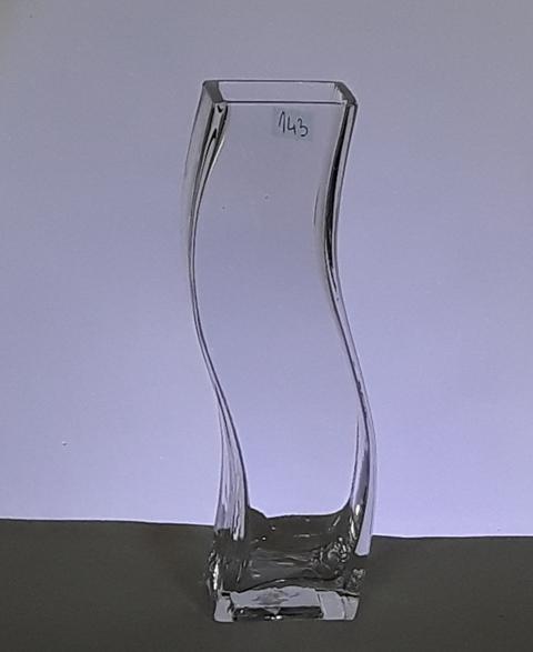 Sklenená váza KVADER ESIČKO č 143 , 5x5x18,5 cm