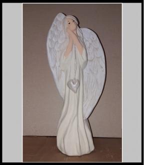 Anjel č 46 GABRIŠA 35 cm krémová s bielymi krídlami