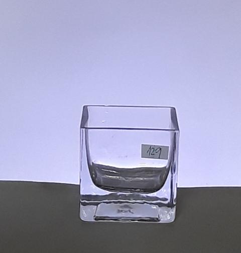 Sklenená váza kvadrát 7x7x7 cm č 129