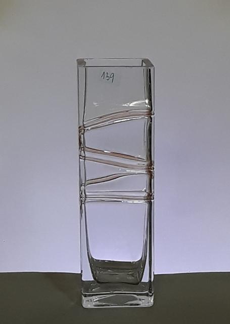 Sklenená váza kvádrat č 139 , 6x6x20,5 soranž. nitkou